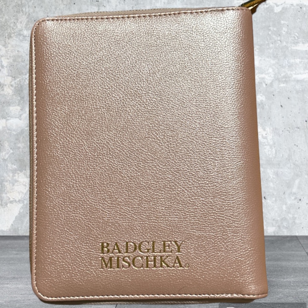 Badgley Mischka Pearl Pink Tablet Zippered Case 9”x 7”